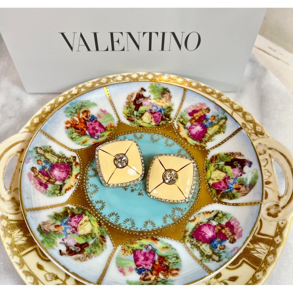 Valentino Garavani Vintage Crystal & Enamel Clip-On Earrings - Picture 3 of 10
